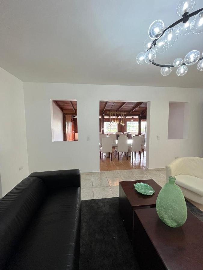 סנטיאגו דה לוס קבאלרוס El Montserrat - Hotel Boutique מראה חיצוני תמונה